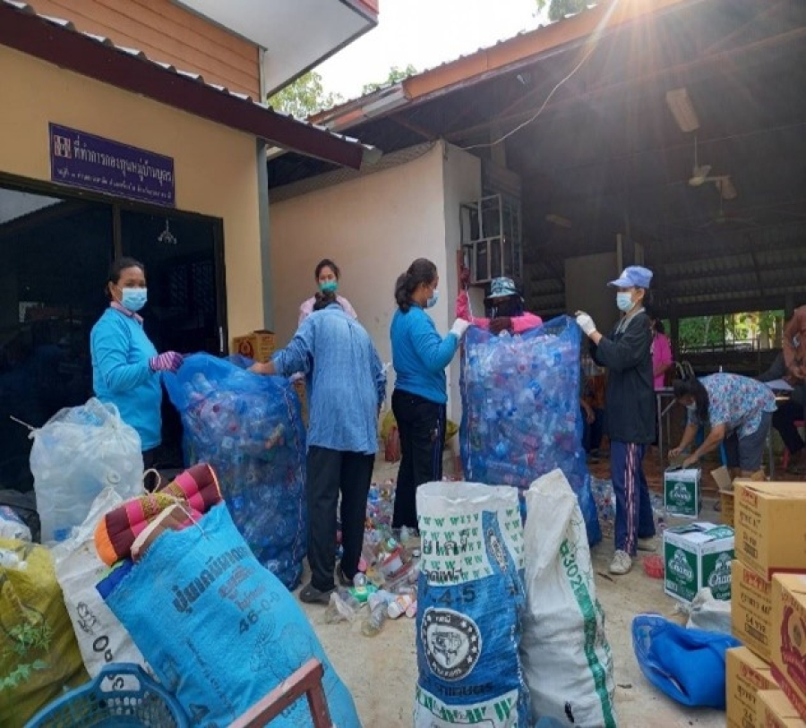 กิจกรรมรับซื้อขยะรีไซเคิล ตำบลแดงหม้อ อำเภอเขื่องใน จังหวัดอุบลราชธานี